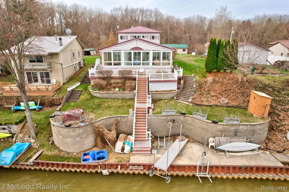 3021 Huston Drive Millington Township, MI 48746