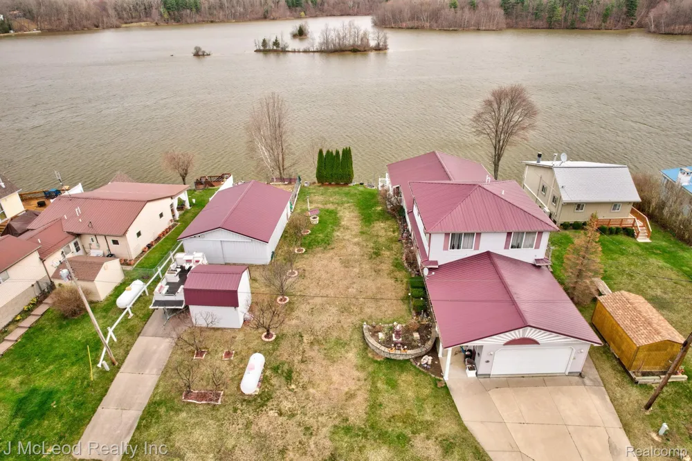 3021 Huston Drive Millington Township, MI 48746