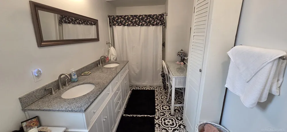 7354 Byron Road Worth Township, MI 48450