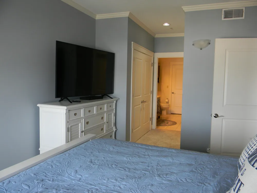 105 W Danaher Street #401 Ludington City, MI 49431