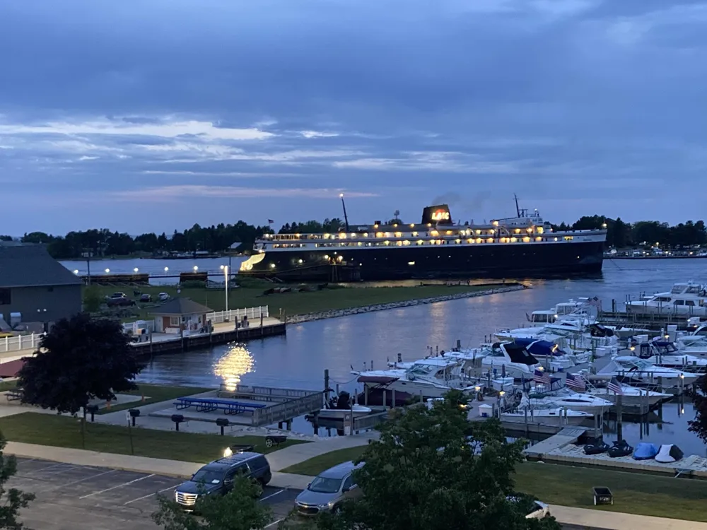 105 W Danaher Street #401 Ludington City, MI 49431