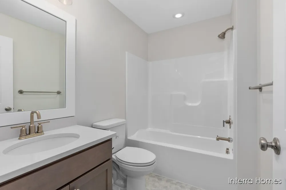 6600 Bellflower Drive SW #9 Zeeland Charter Township, MI 49464