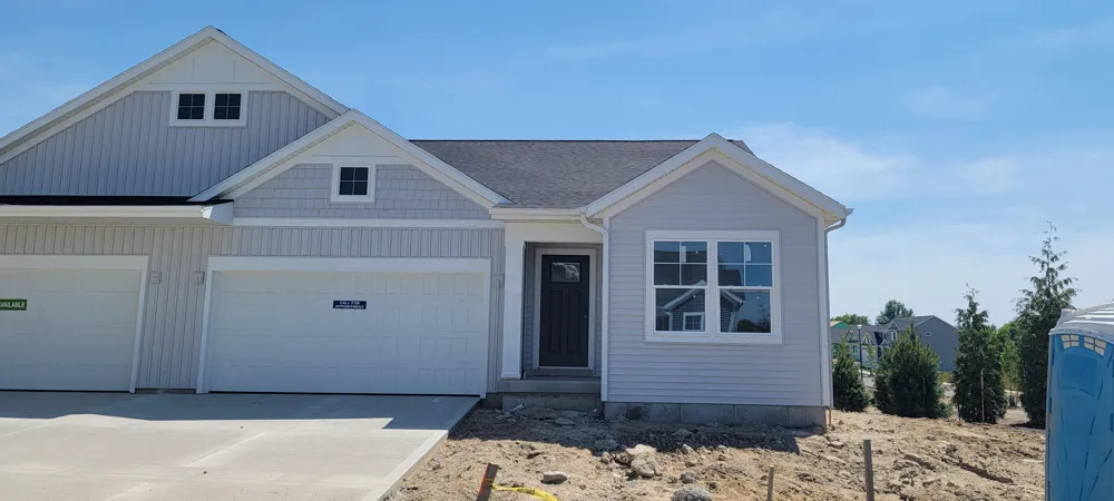 6600 Bellflower Drive SW #9 Zeeland Charter Township, MI 49464