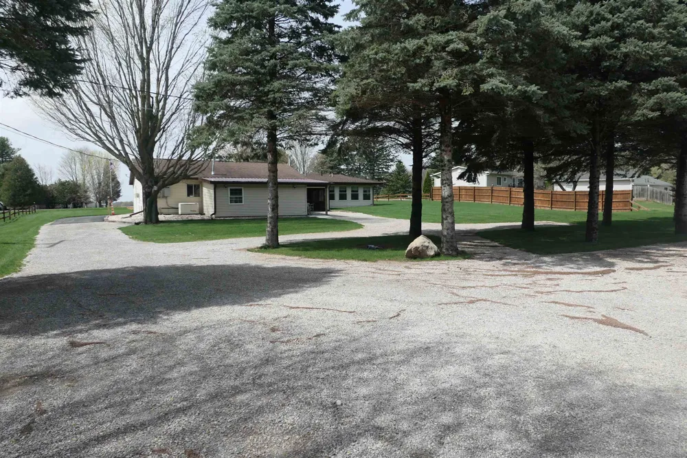 6264 Wildwood Drive Seville Township, MI 48832