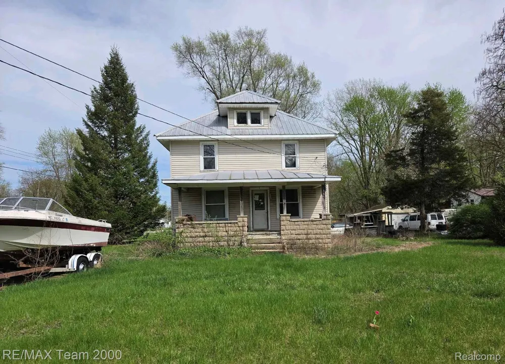 10030 Lewis Avenue Bedford Township, MI 48182
