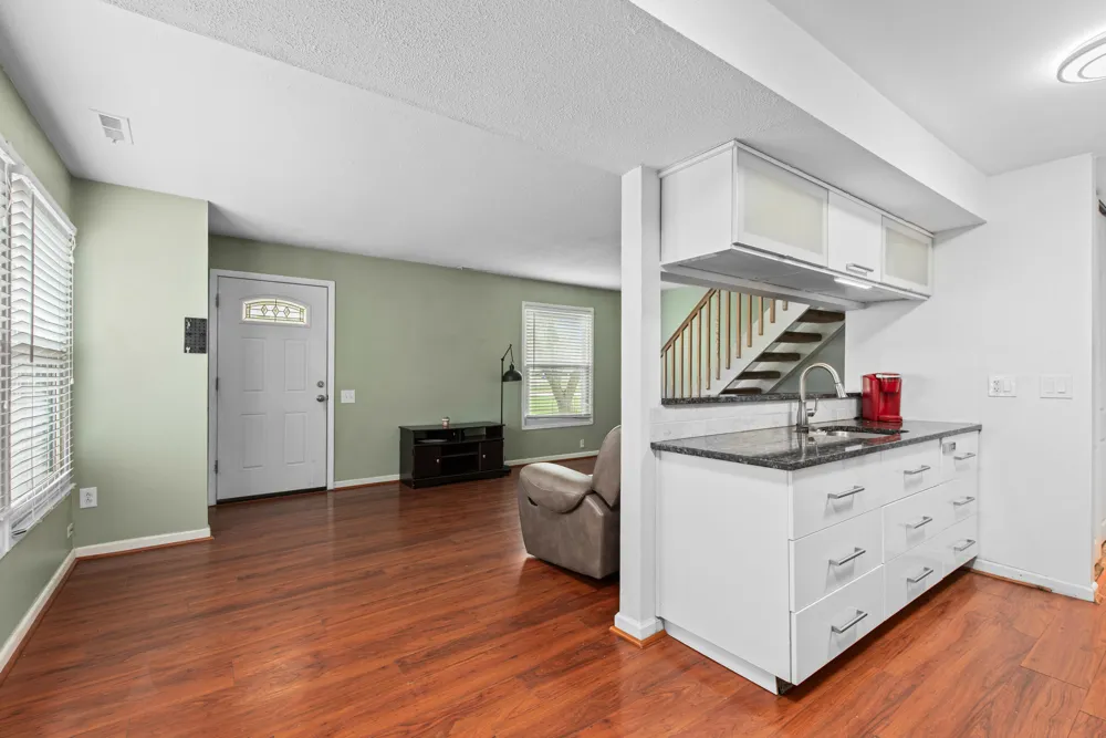 2806 Willow Ct Drive Unknown, MI 48360