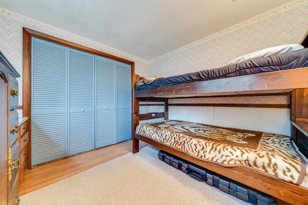 6992 Larry Street Plainfield Township, MI 48739