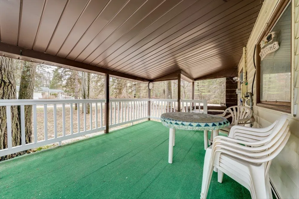 6992 Larry Street Plainfield Township, MI 48739