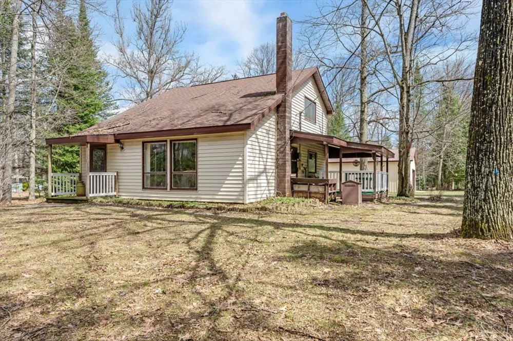 6992 Larry Street Plainfield Township, MI 48739