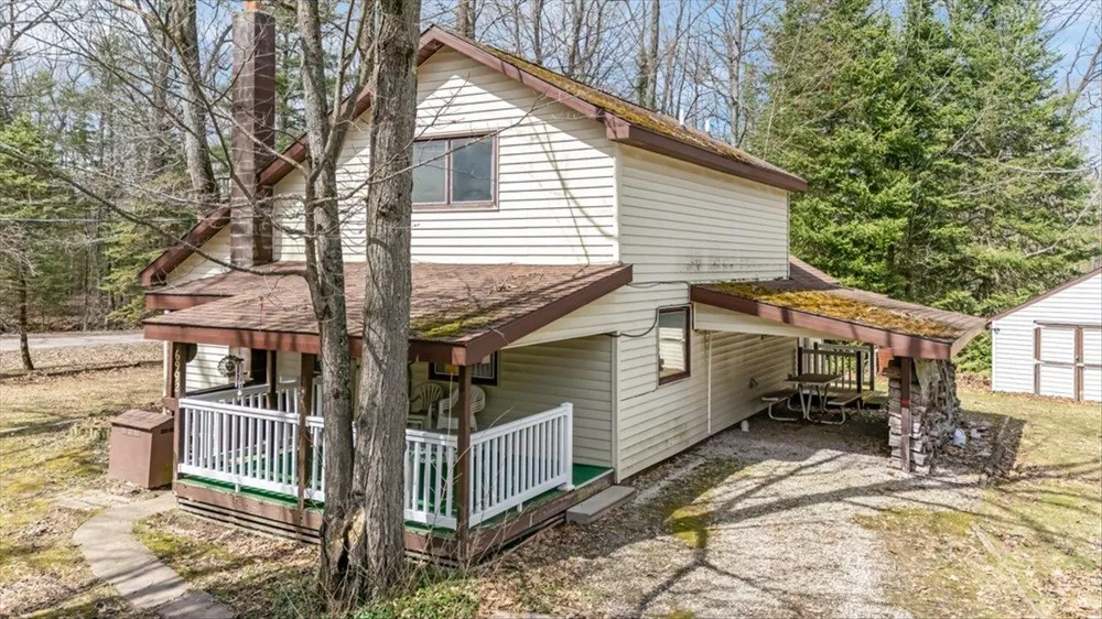 6992 Larry Street Plainfield Township, MI 48739