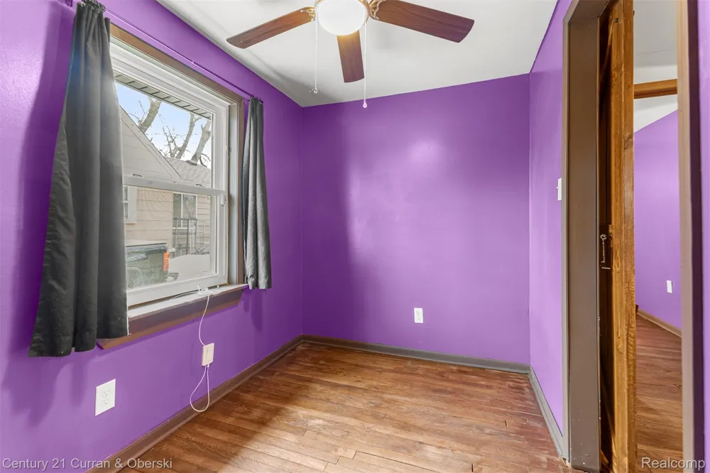 977 Boston Avenue Waterford Charter Township, MI 48328