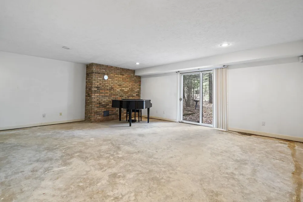 6475 Mission Ridge Peninsula Township, MI 49686