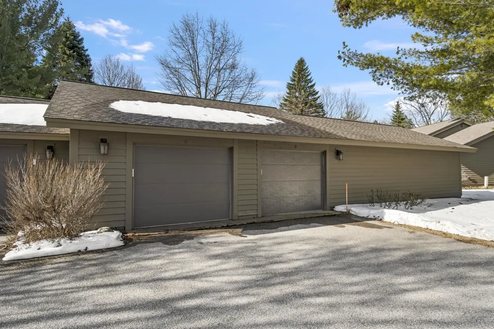 6475 Mission Ridge Peninsula Township, MI 49686