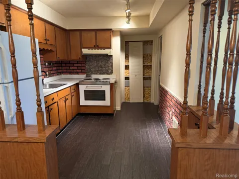 8251 Kennedy Circle #3