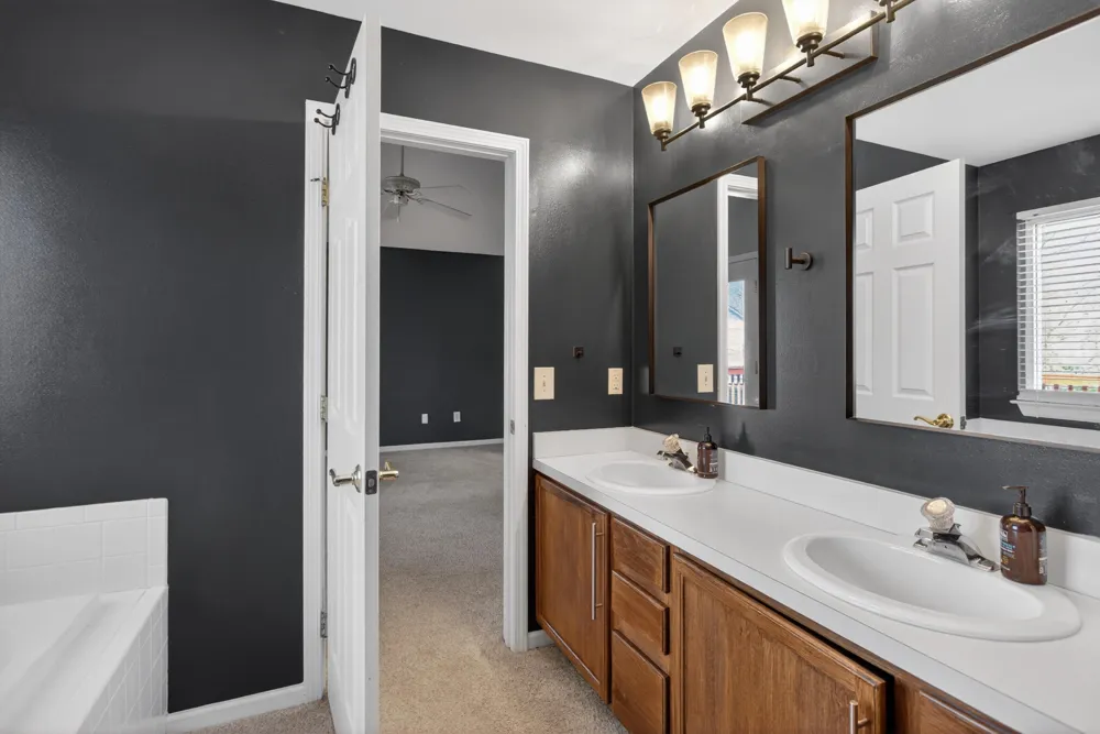 11437 Saddlebrook Circle Putnam Township, MI 48169