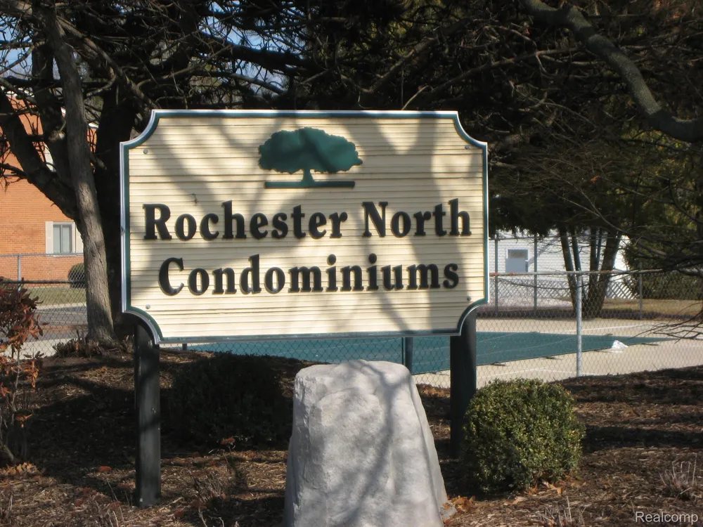 803 PLATE STREET #207 Rochester City, MI 48307