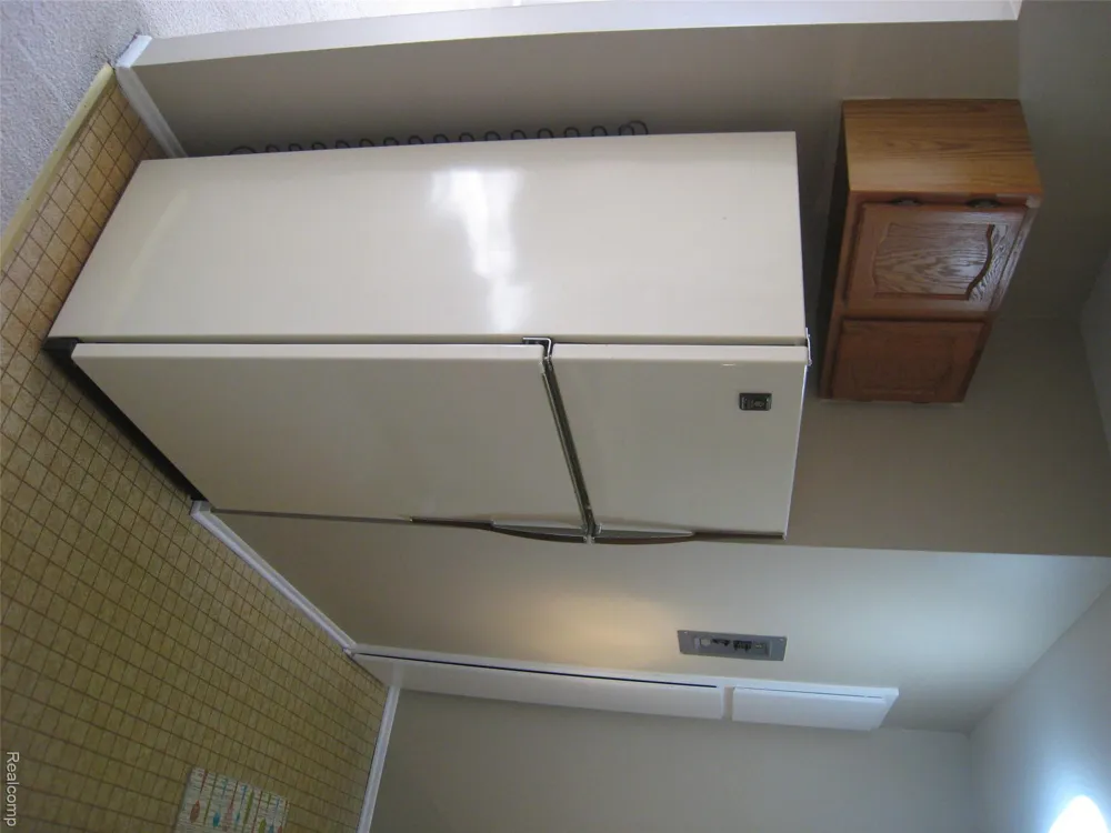 803 PLATE STREET #207 Rochester City, MI 48307