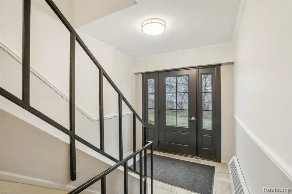 803 PLATE STREET #207 Rochester City, MI 48307