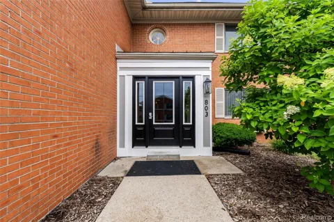 803 PLATE STREET #207
