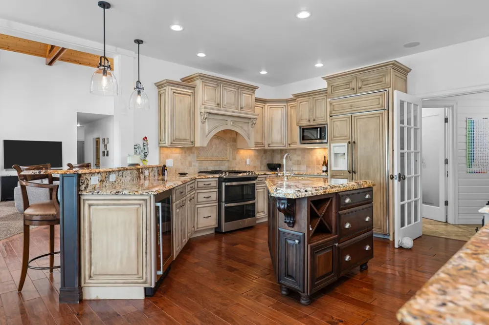 6802 Brandow Woods Long Lake Township, MI 49684