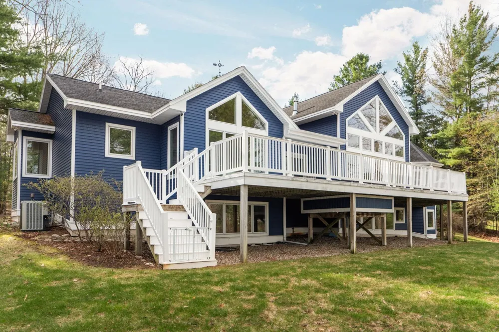 6802 Brandow Woods Long Lake Township, MI 49684