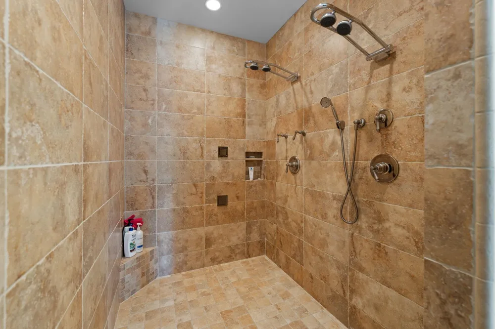 6802 Brandow Woods Long Lake Township, MI 49684