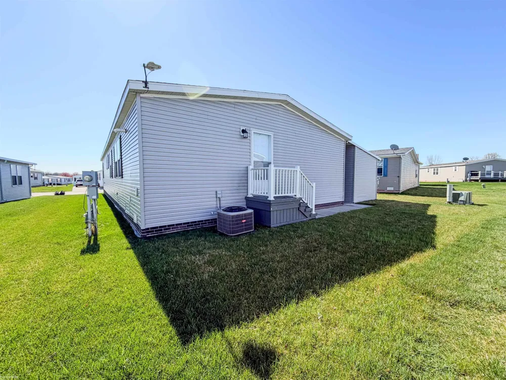 37151 Millstone Trail New Haven Village, MI 48048
