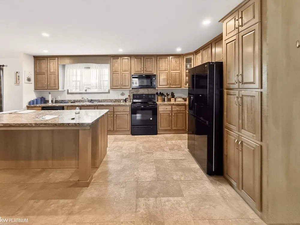 37151 Millstone Trail New Haven Village, MI 48048