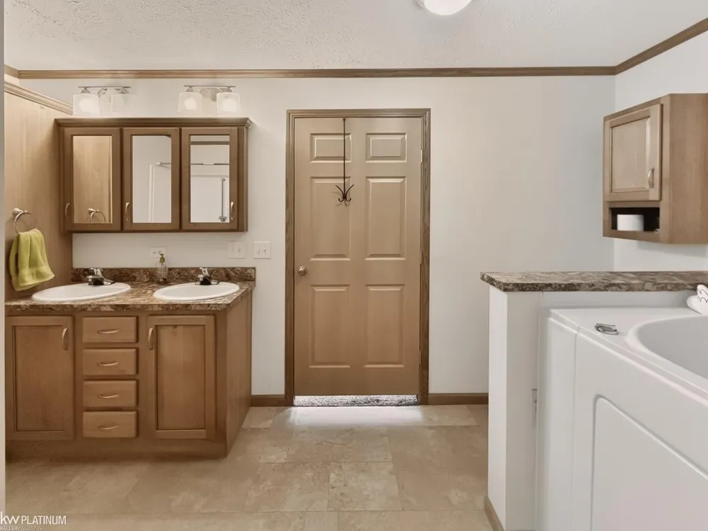37151 Millstone Trail New Haven Village, MI 48048