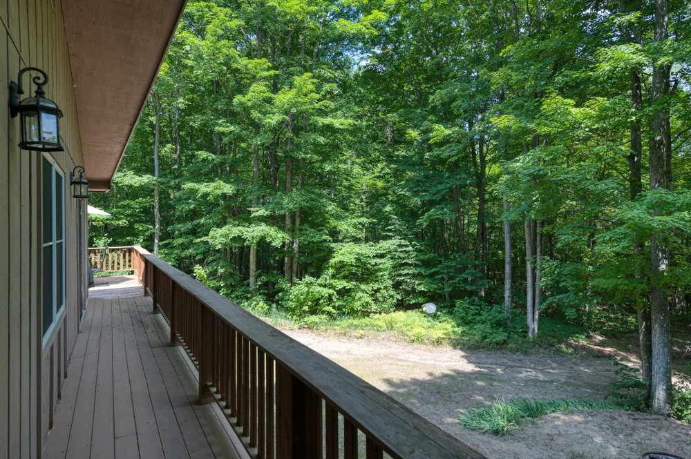 309 Oak Hill Road Garfield Township, MI 49633