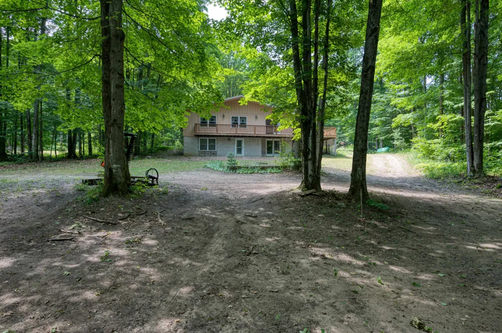 309 Oak Hill Road Garfield Township, MI 49633
