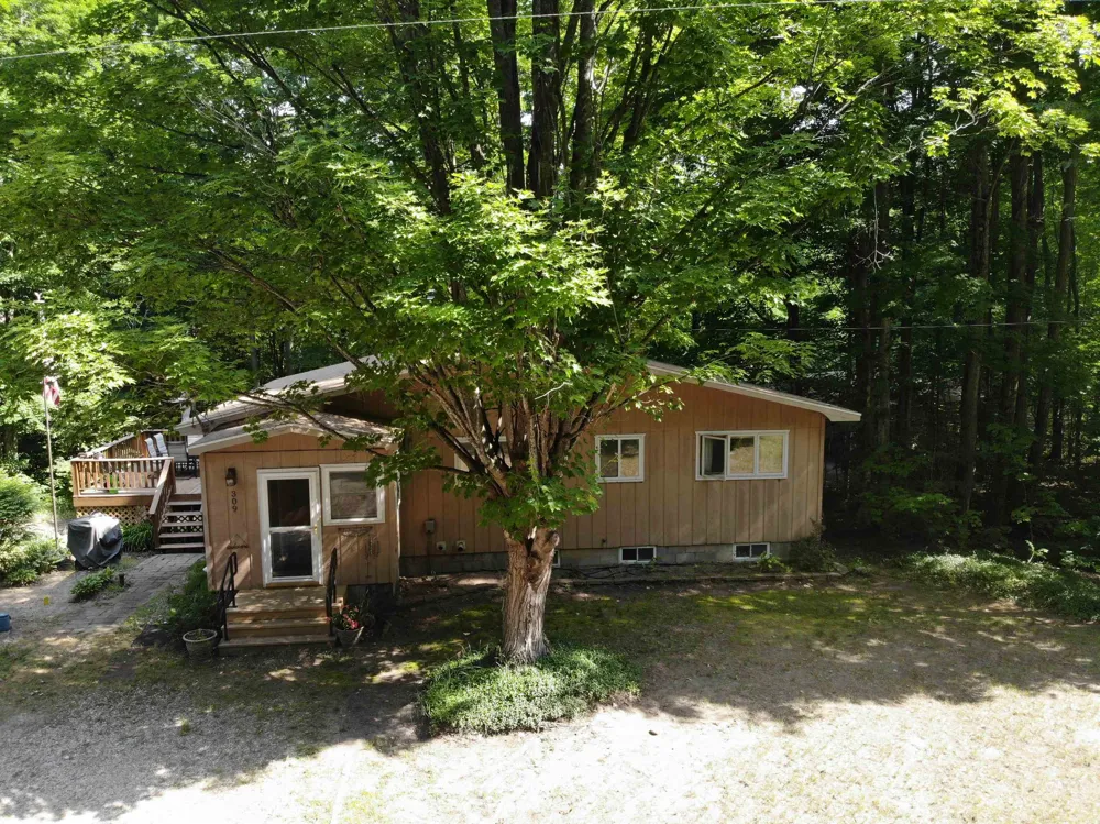309 Oak Hill Road Garfield Township, MI 49633