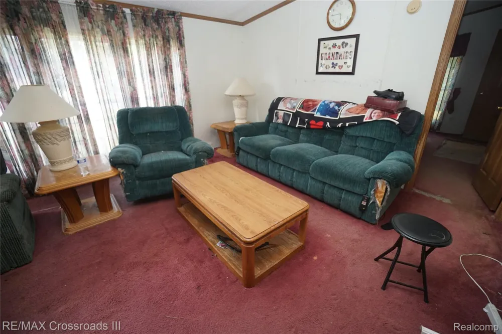 29515 Charles Street Romulus City, MI 48174