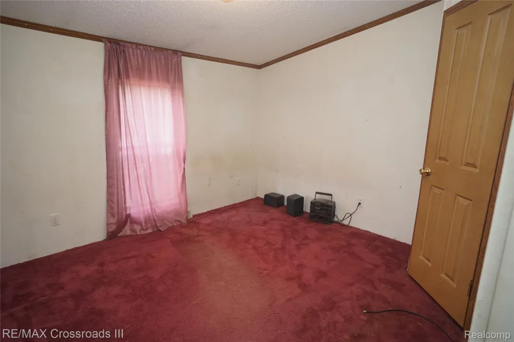 29515 Charles Street Romulus City, MI 48174