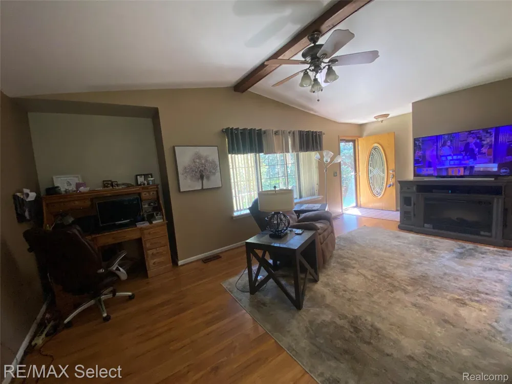 5057 Sandalwood Drive Grand Blanc Charter Township, MI 48439