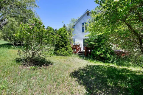 2760 River Road