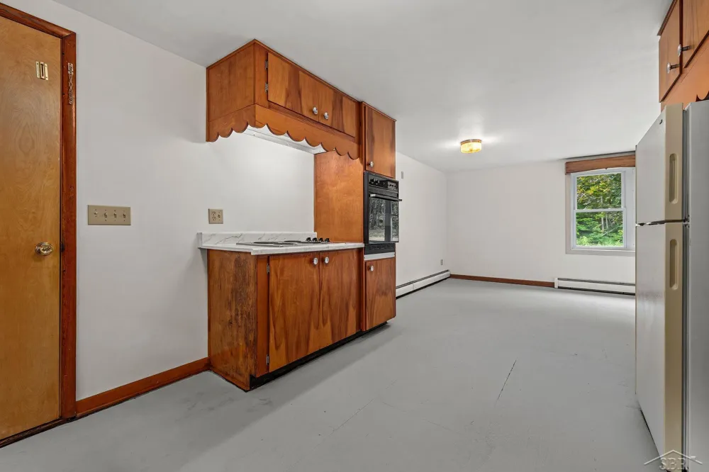 20686 Lakola Road Burdell Township, MI 49688