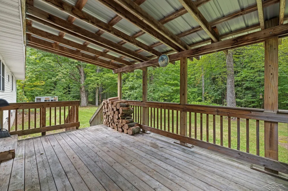 20686 Lakola Road Burdell Township, MI 49688