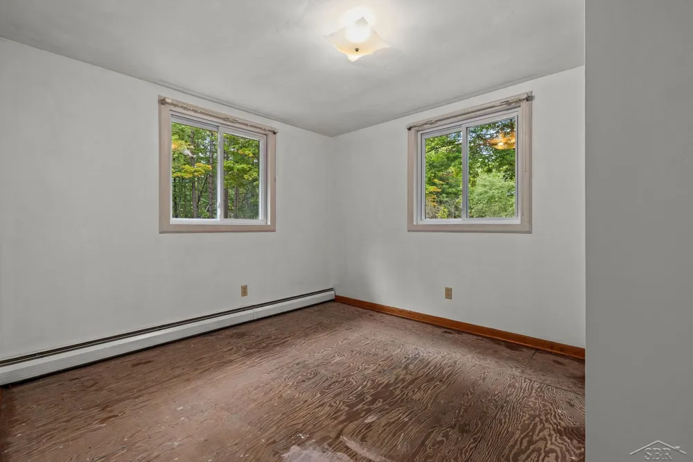 20686 Lakola Road Burdell Township, MI 49688