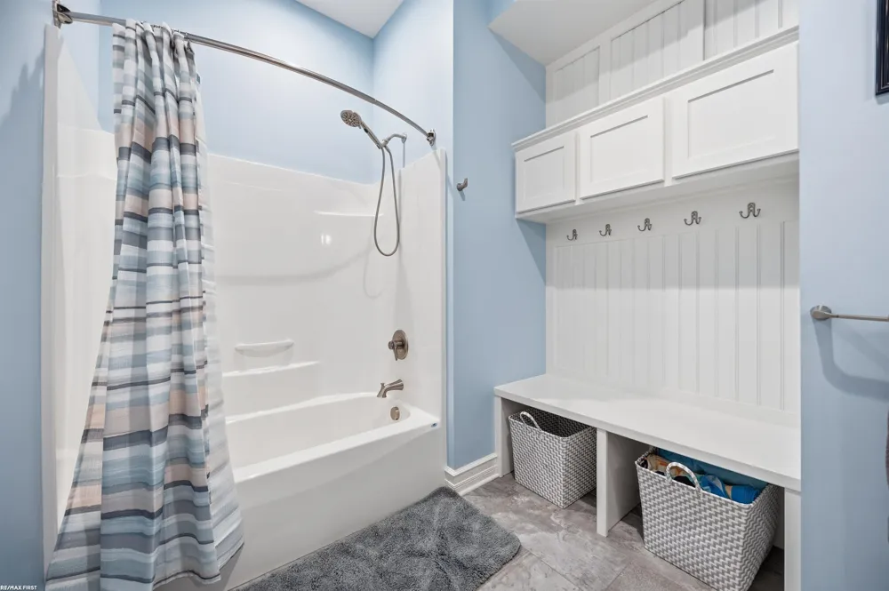 4376 Lancaster Drive Clarkston City, MI 48348