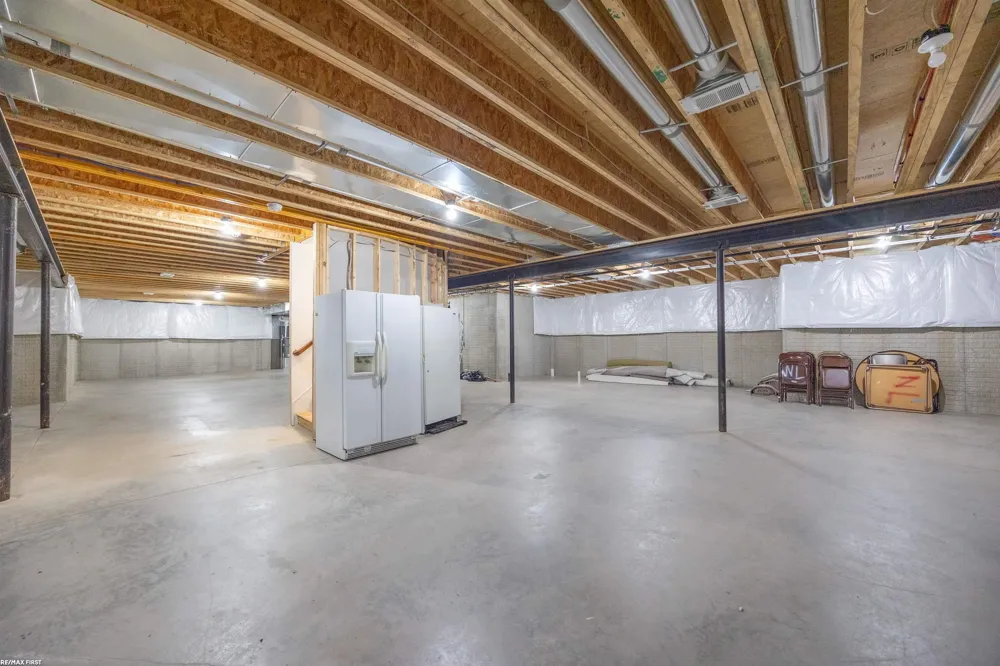 4376 Lancaster Drive Clarkston City, MI 48348