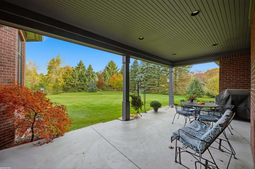 4376 Lancaster Drive Clarkston City, MI 48348