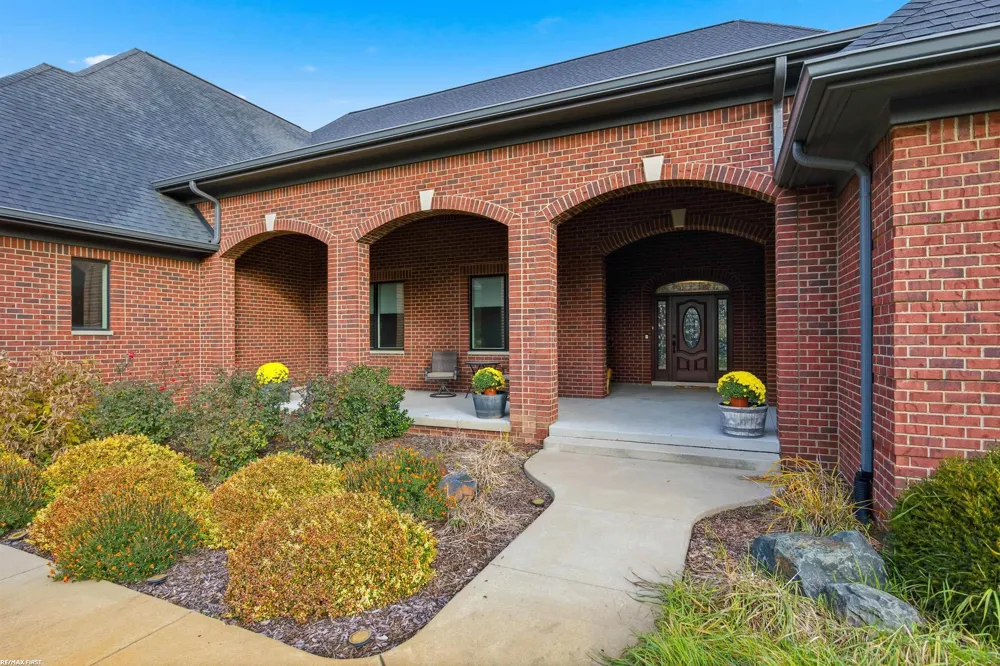 4376 Lancaster Drive Clarkston City, MI 48348