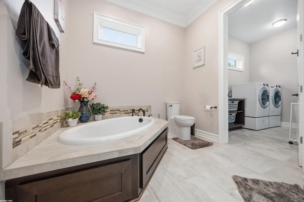 4376 Lancaster Drive Clarkston City, MI 48348