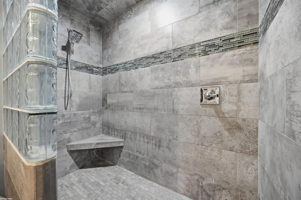 4376 Lancaster Drive Clarkston City, MI 48348