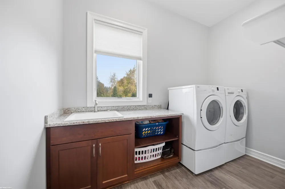 4376 Lancaster Drive Clarkston City, MI 48348