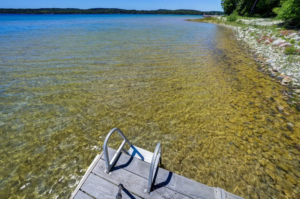 4152 Omena Point Road Leelanau Township, MI 49674