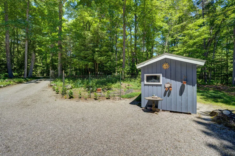 4152 Omena Point Road Leelanau Township, MI 49674