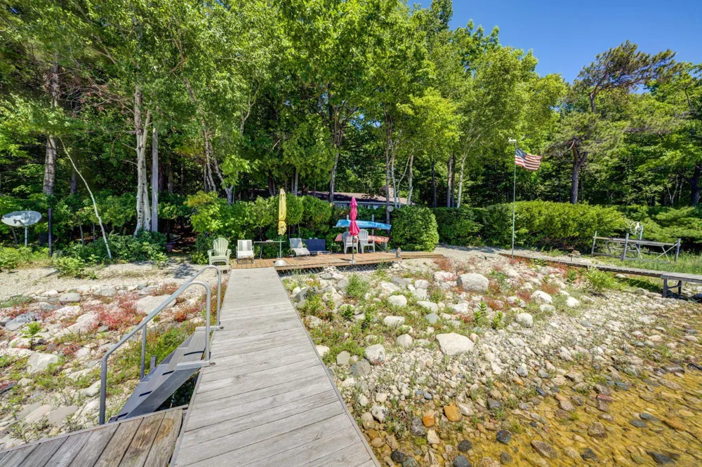 4152 Omena Point Road Leelanau Township, MI 49674