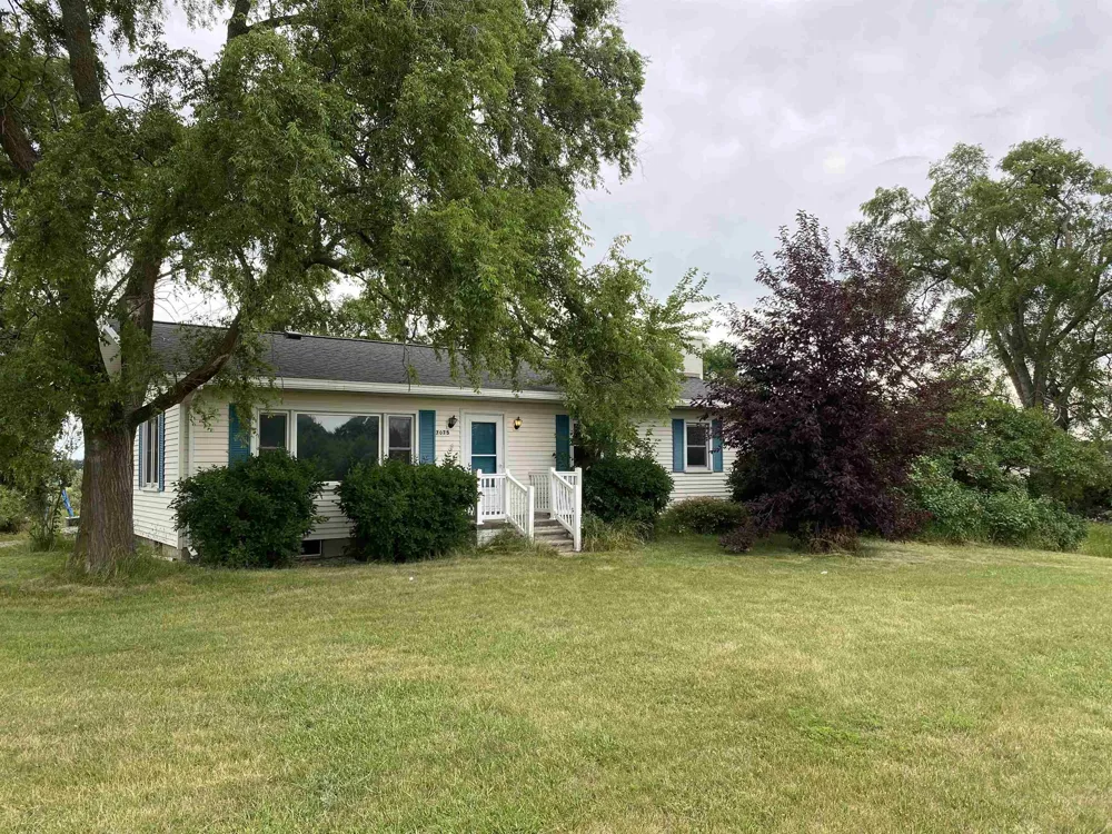7075 E M 72 Acme Township, MI 49690